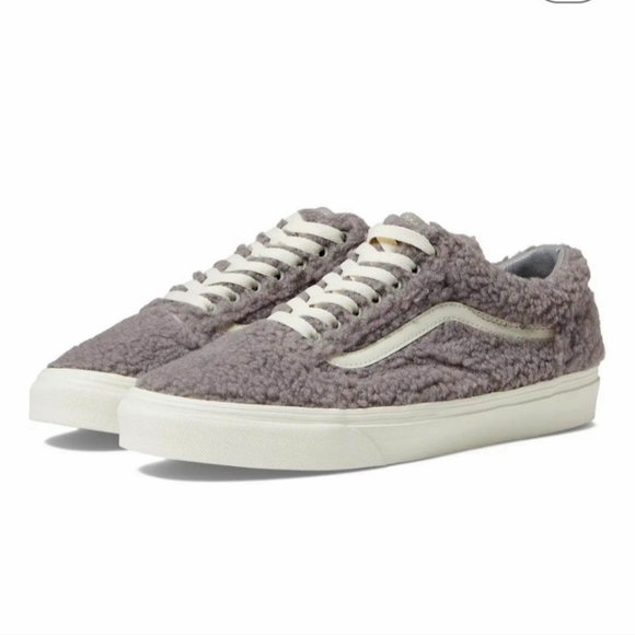 Vans Shoes - Vans Old Skool skateboard shoes